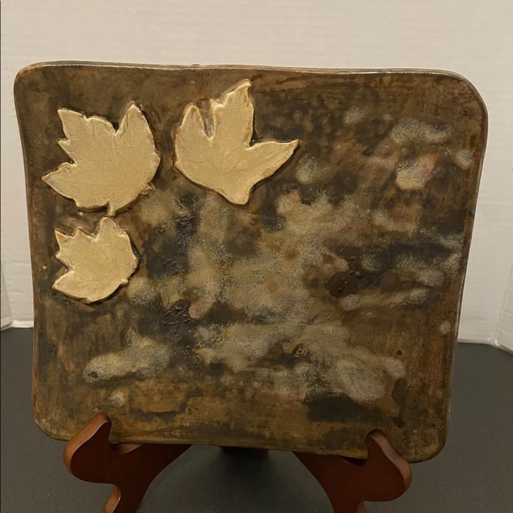 Beautiful  Stoneware Art ~ Hot Plate Tile Leaf Ceramic Glazed!